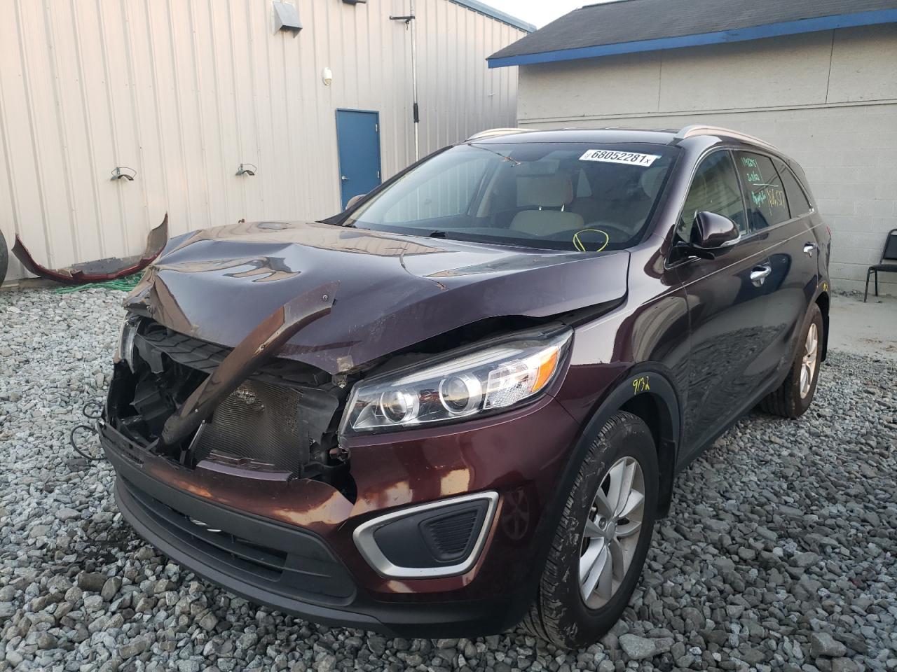 Photo 2 from auction – 2016 KIA SORENTO LX with VIN 5XYPG4A34GG036062