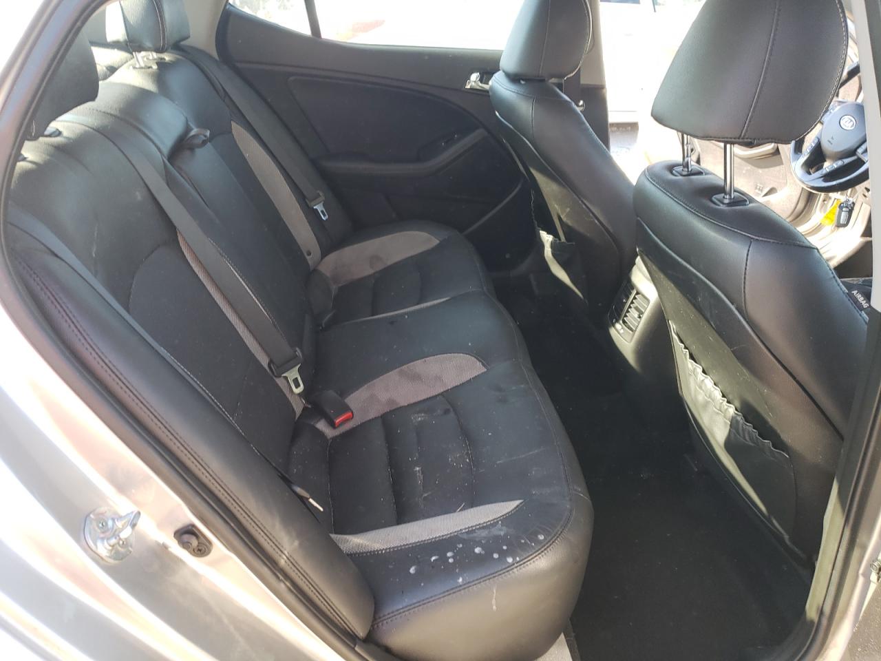 Photo 6 from auction – 2012 KIA OPTIMA SX with VIN 5XXGR4A62CG078216