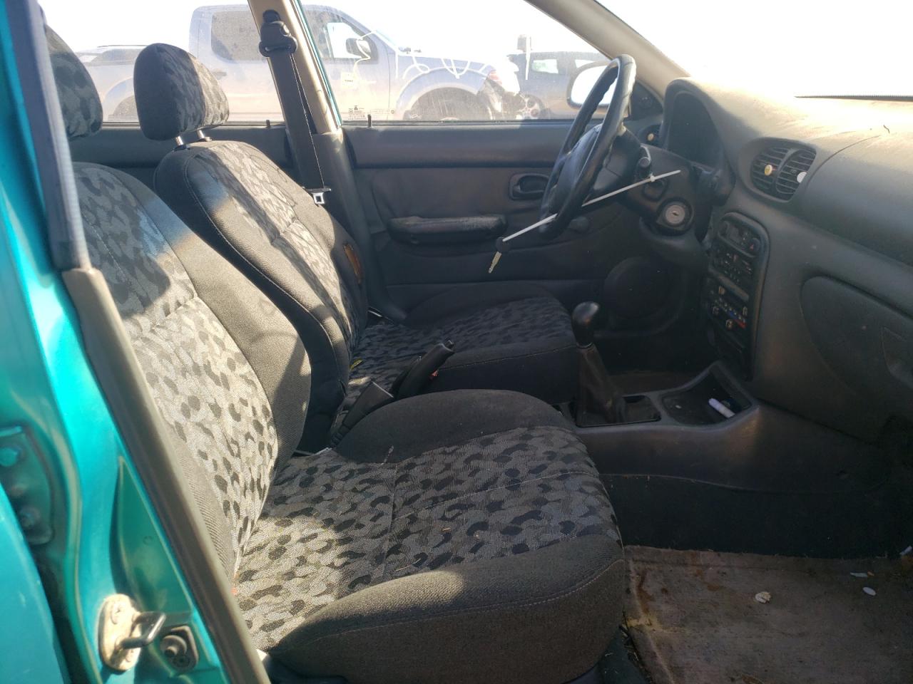 Photo 5 from auction – 1995 HYUNDAI ACCENT with VIN KMHVF14N1SU199552