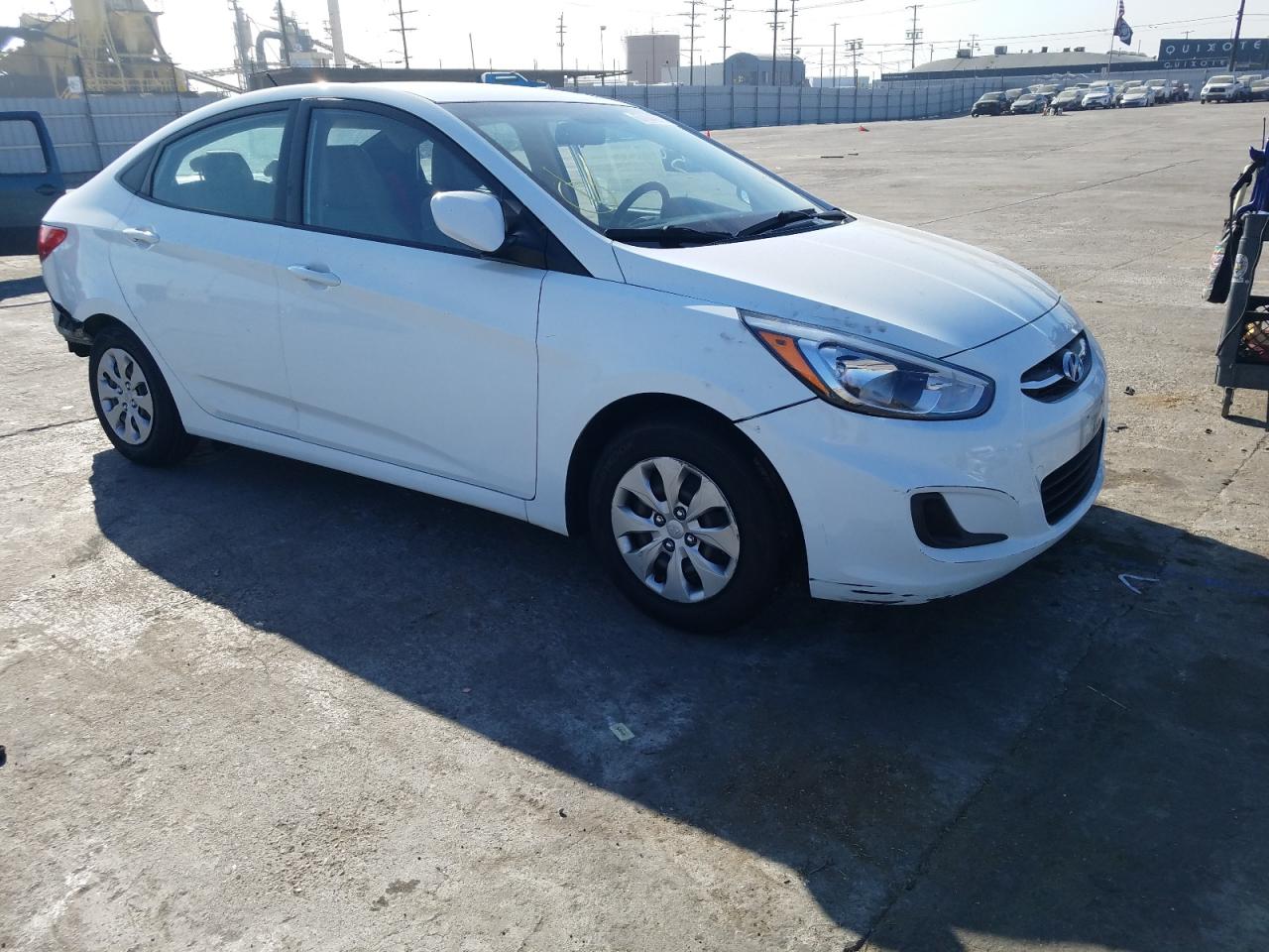 HYUNDAI ACCENT SE 2016 with VIN KMHCT4AE3GU050685 - Photo from auction