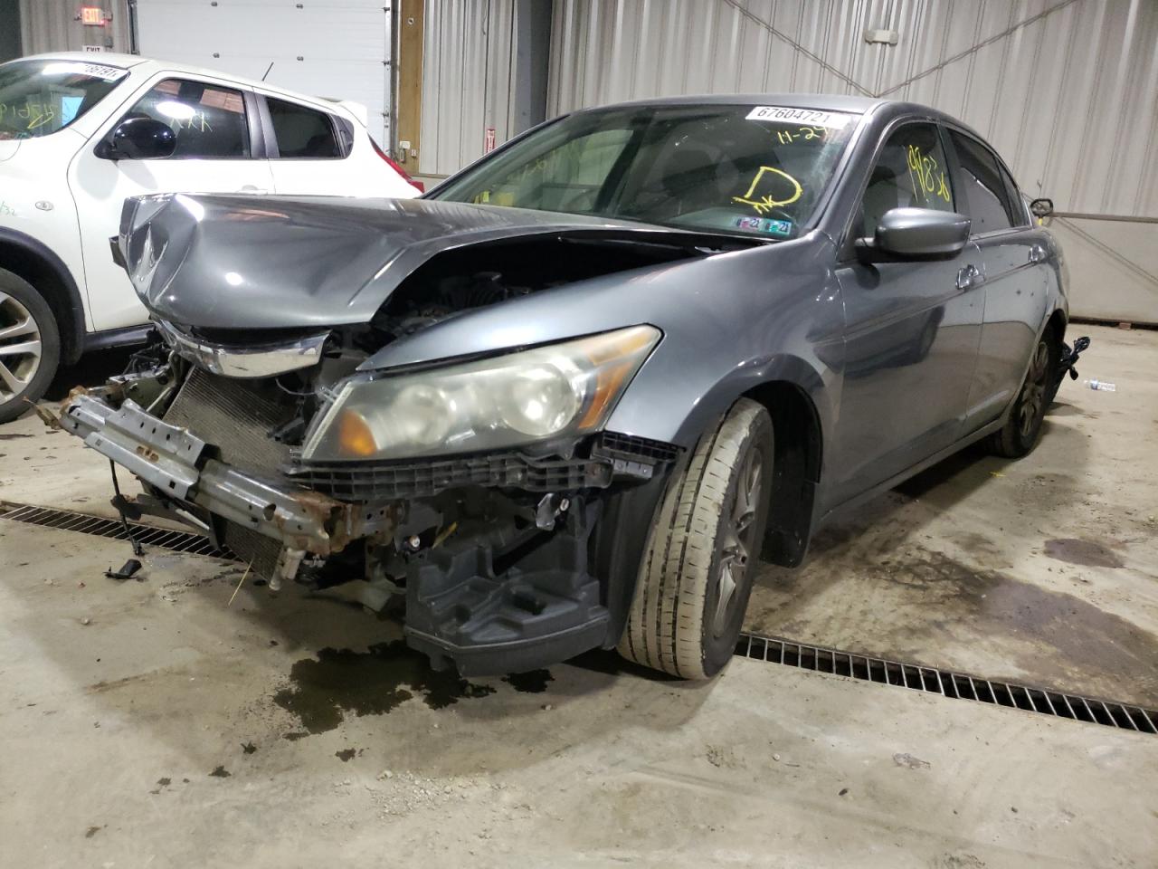 Photo 2 from auction – 2011 HONDA ACCORD SE with VIN 1HGCP2F62BA010169