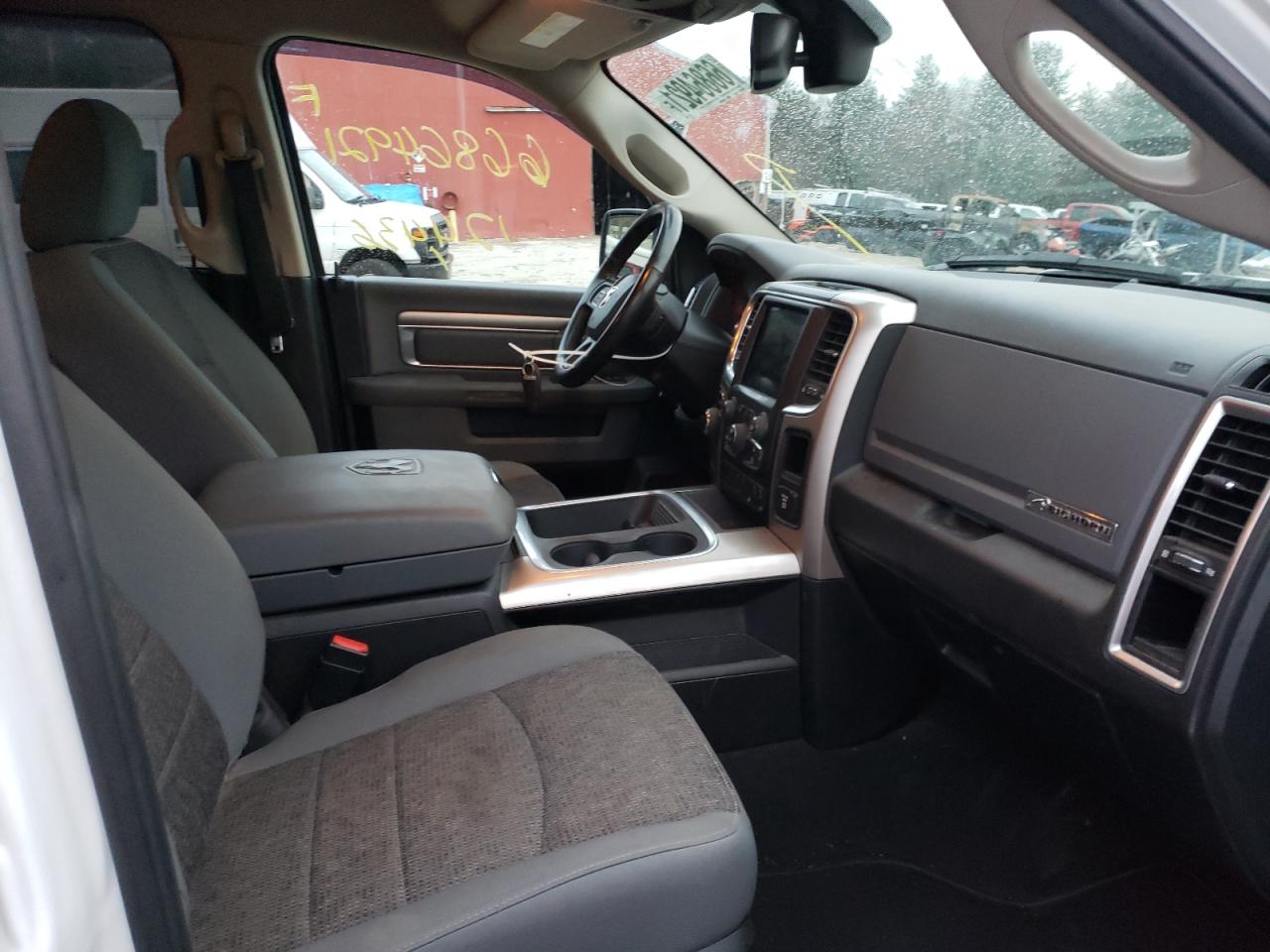 Photo 5 from auction – 2018 RAM 1500 SLT with VIN 1C6RR7GT8JS146472