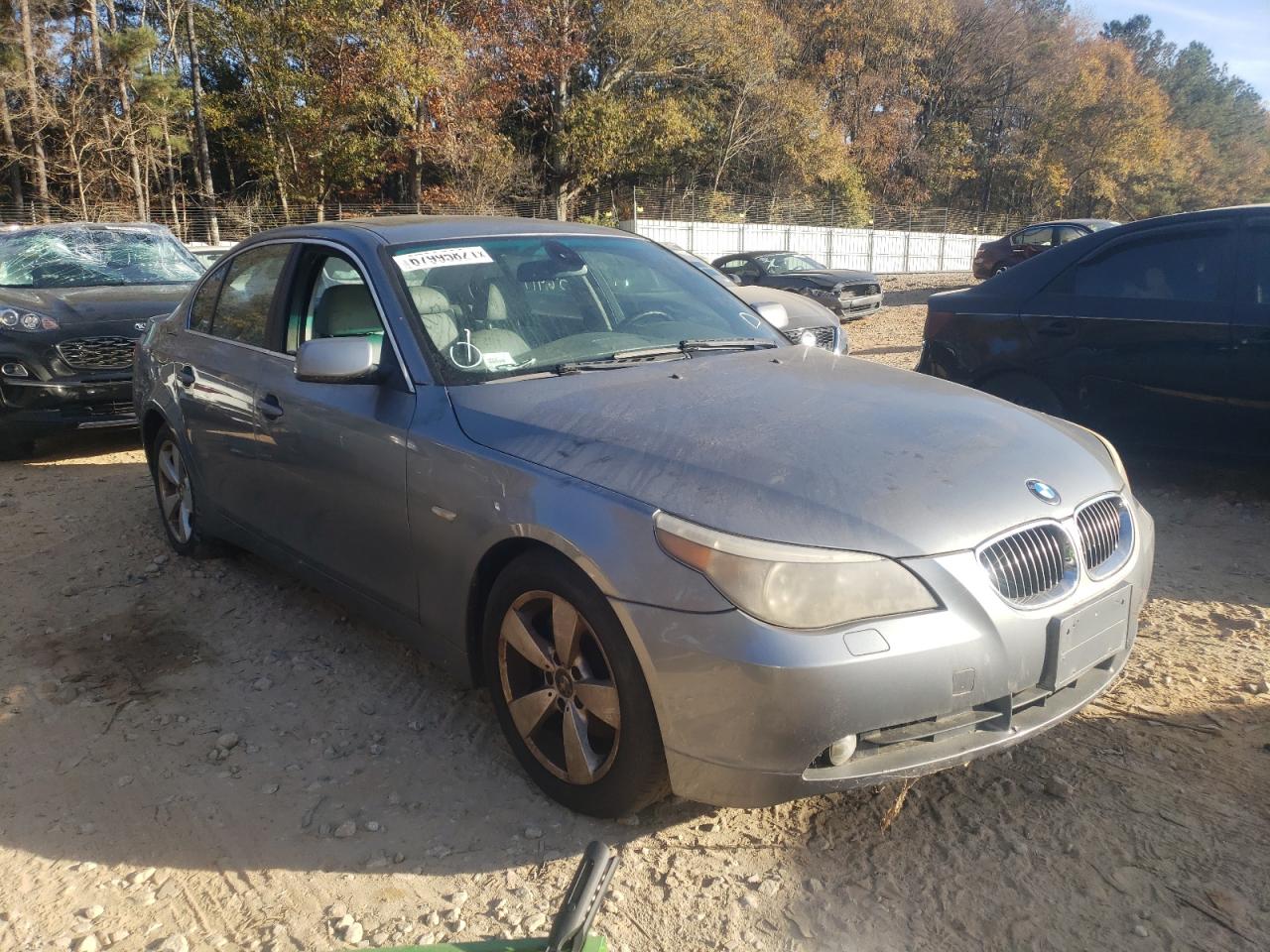 BMW 530 XI 2007 with VIN WBANF73527CU27304 - Photo from auction