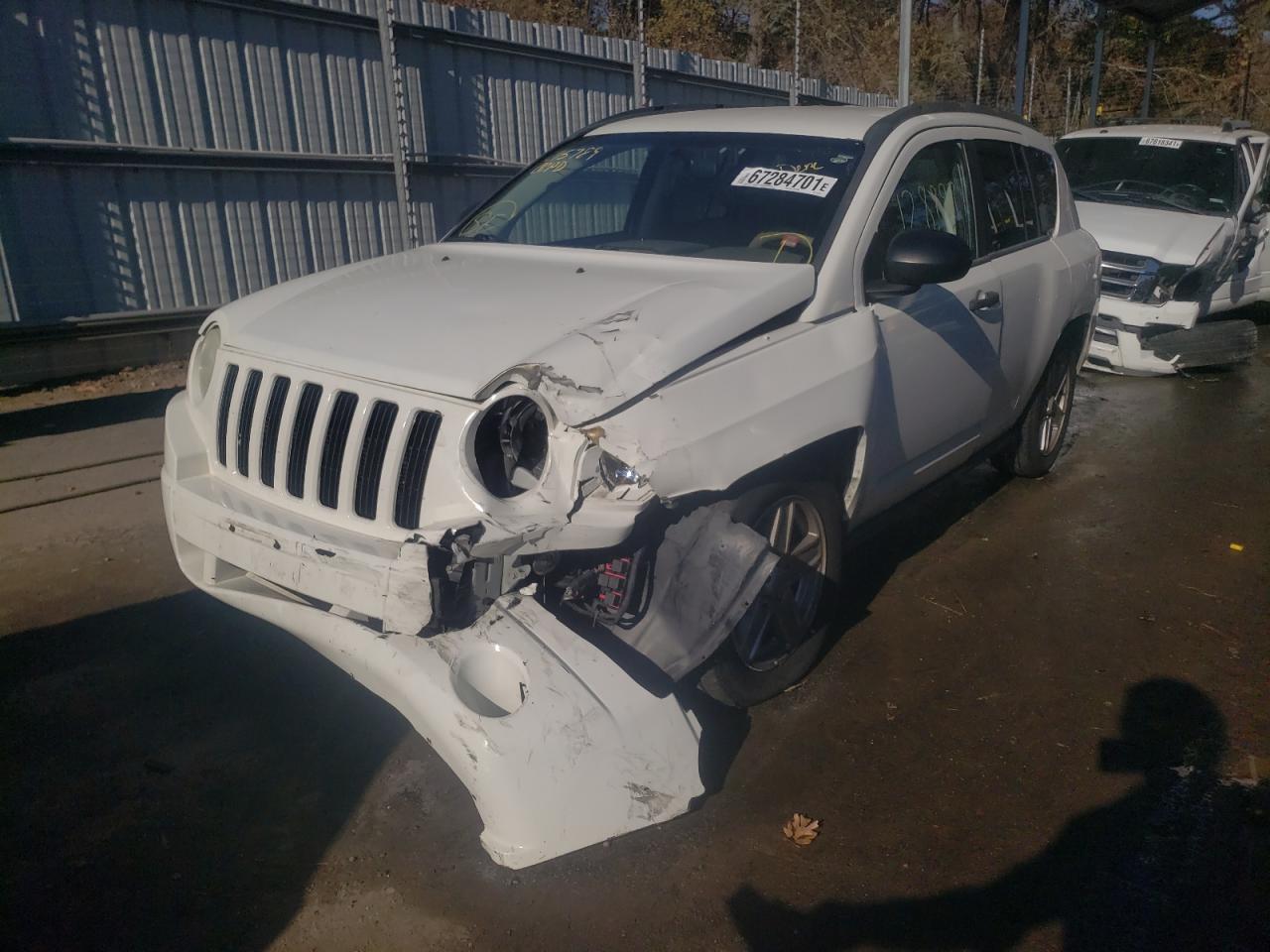 Photo 2 from auction – 2007 JEEP COMPASS with VIN 1J8FF47W17D585712
