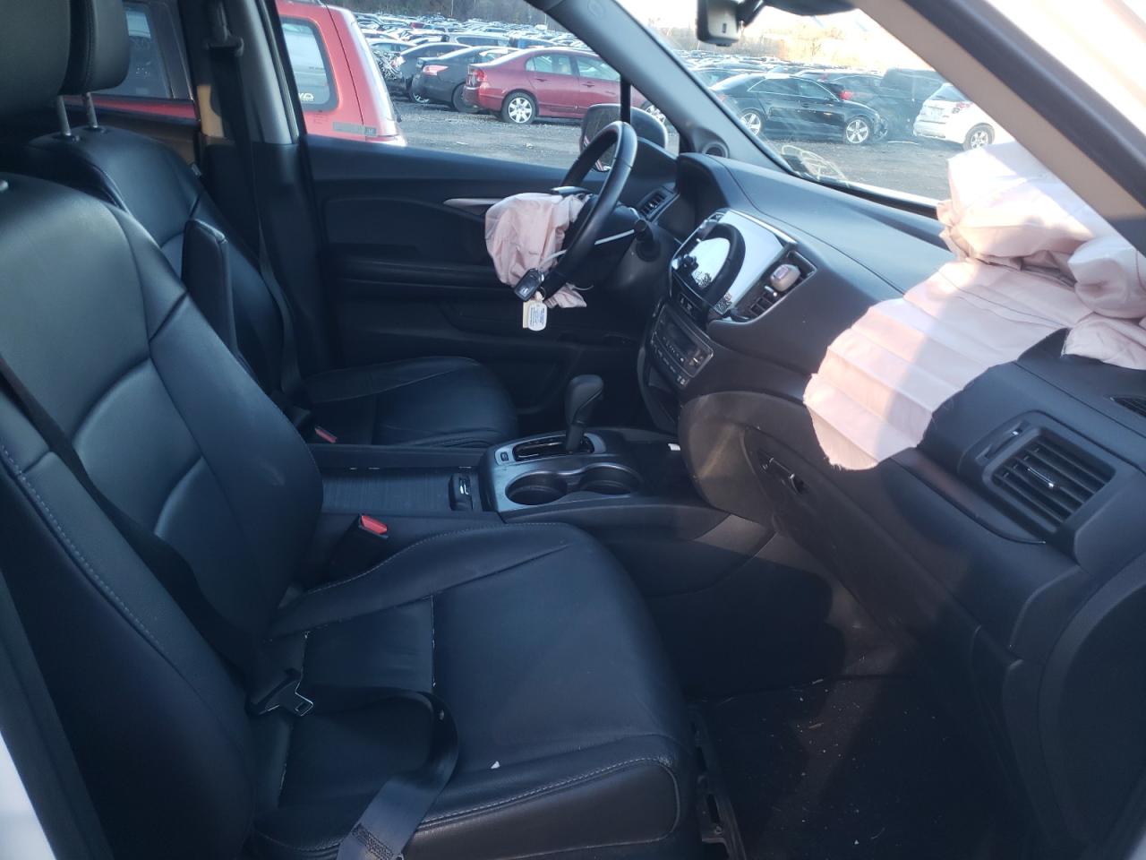 Photo 5 from auction – 2019 HONDA PILOT EXL with VIN 5FNYF6H59KB007053