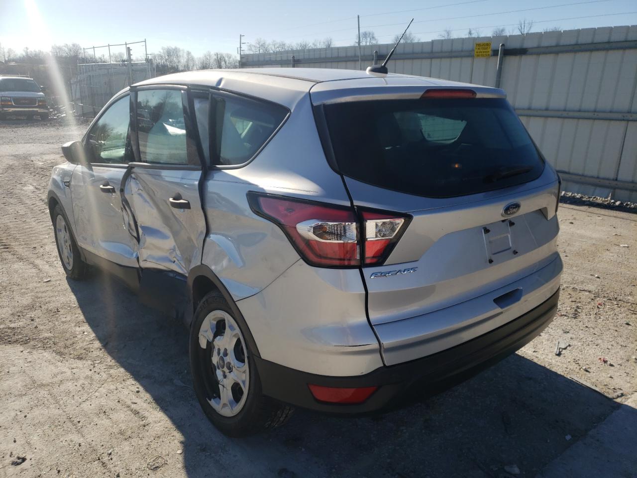 Photo 3 from auction – 2017 FORD ESCAPE S with VIN 1FMCU0F7XHUC33762