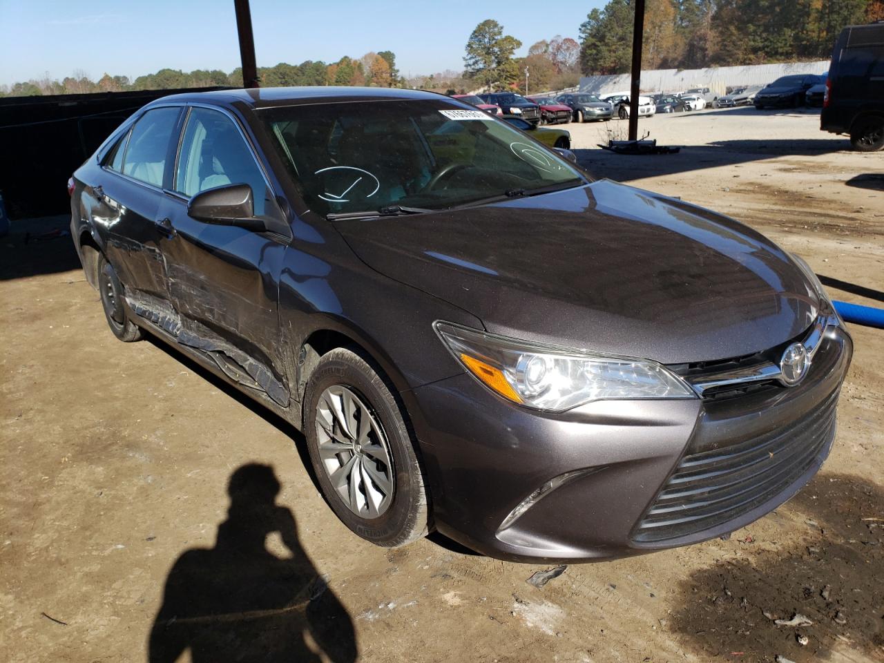 TOYOTA CAMRY 2017 with VIN 4T1BF1FK3HU286352 - Photo from auction