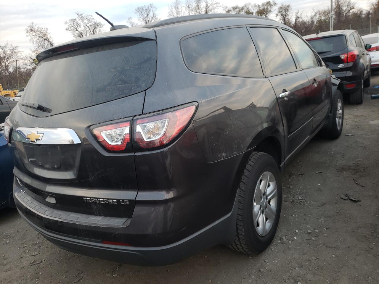 Photo 4 from auction – 2016 CHEVROLET TRAVERSE L with VIN 1GNKRFED7GJ104963