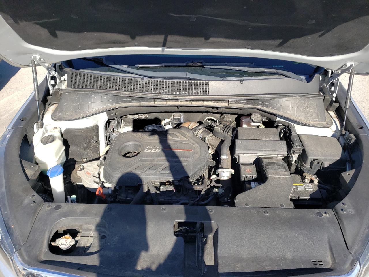 Photo 7 from auction – 2016 KIA SORENTO EX with VIN 5XYPH4A19GG053046