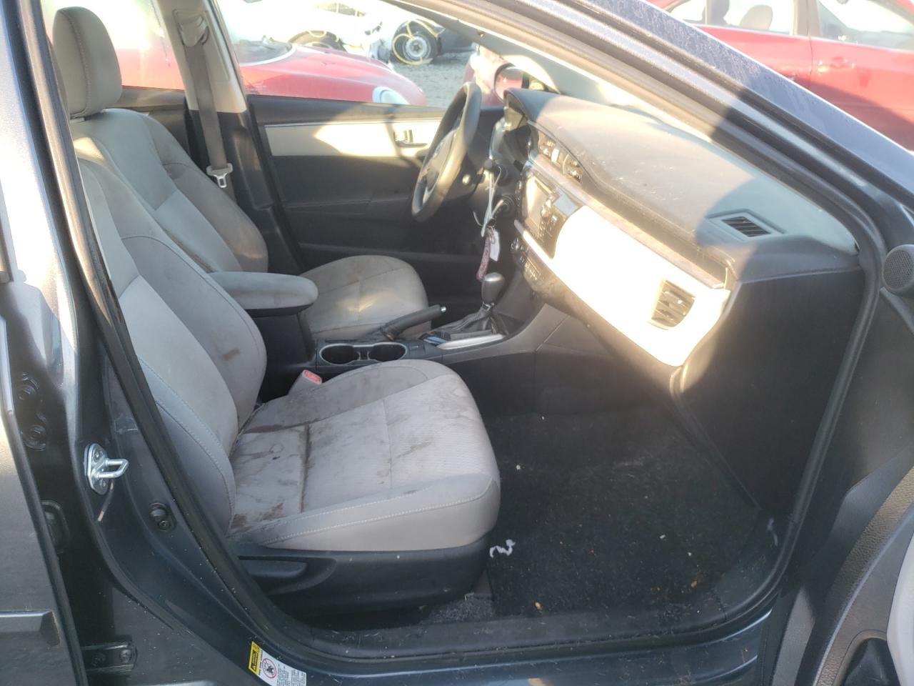 Photo 5 from auction – 2015 TOYOTA COROLLA L with VIN 2T1BURHE1FC297764