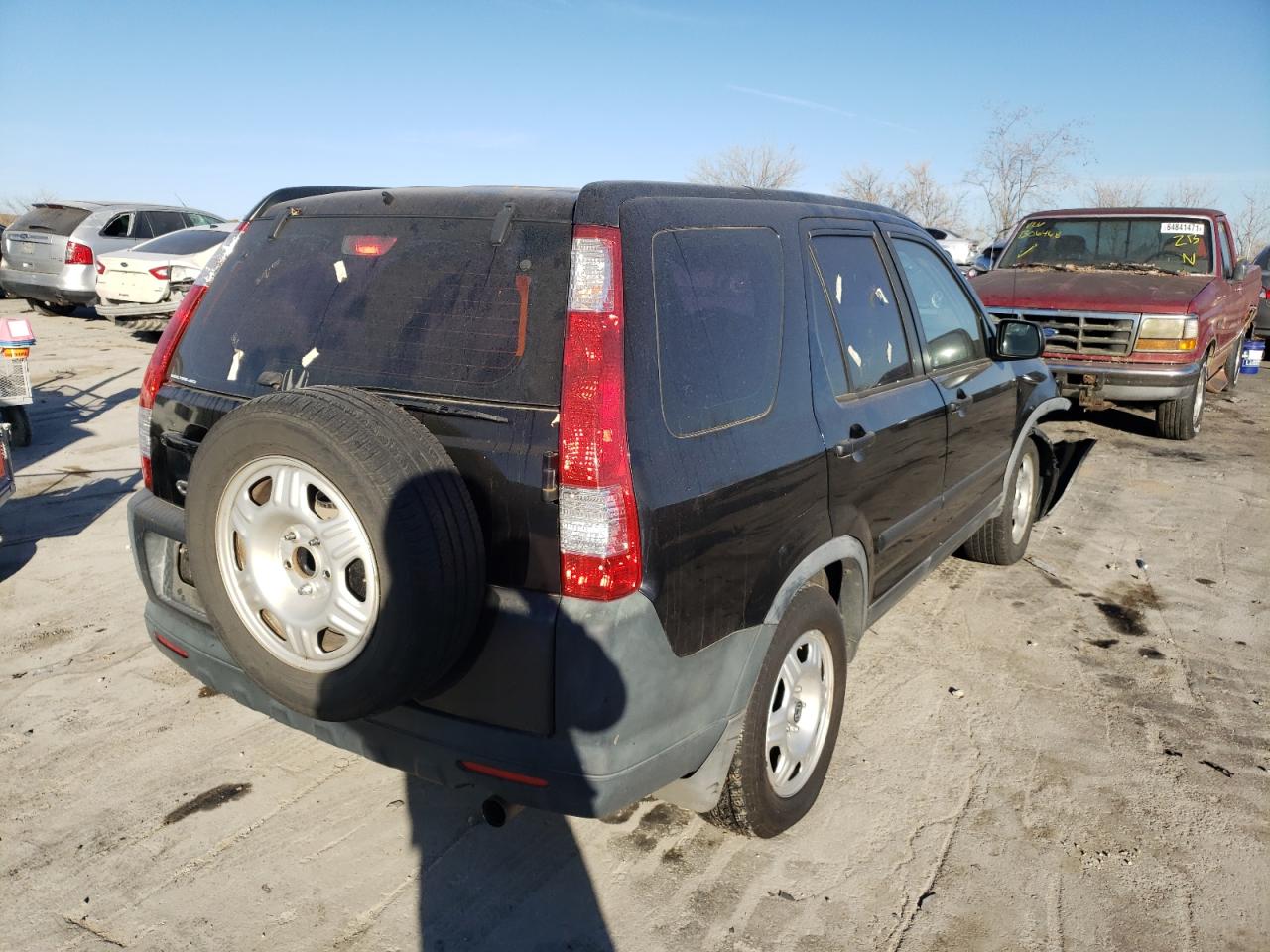 Photo 4 from auction – 2005 HONDA CR-V LX with VIN JHLRD78555C036201