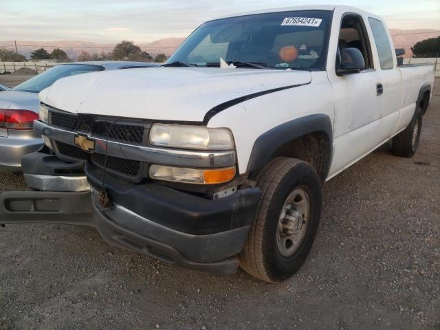 Photo 2 from auction – 2001 CHEVROLET SILVERADO with VIN 1GCHC29UX1E229964