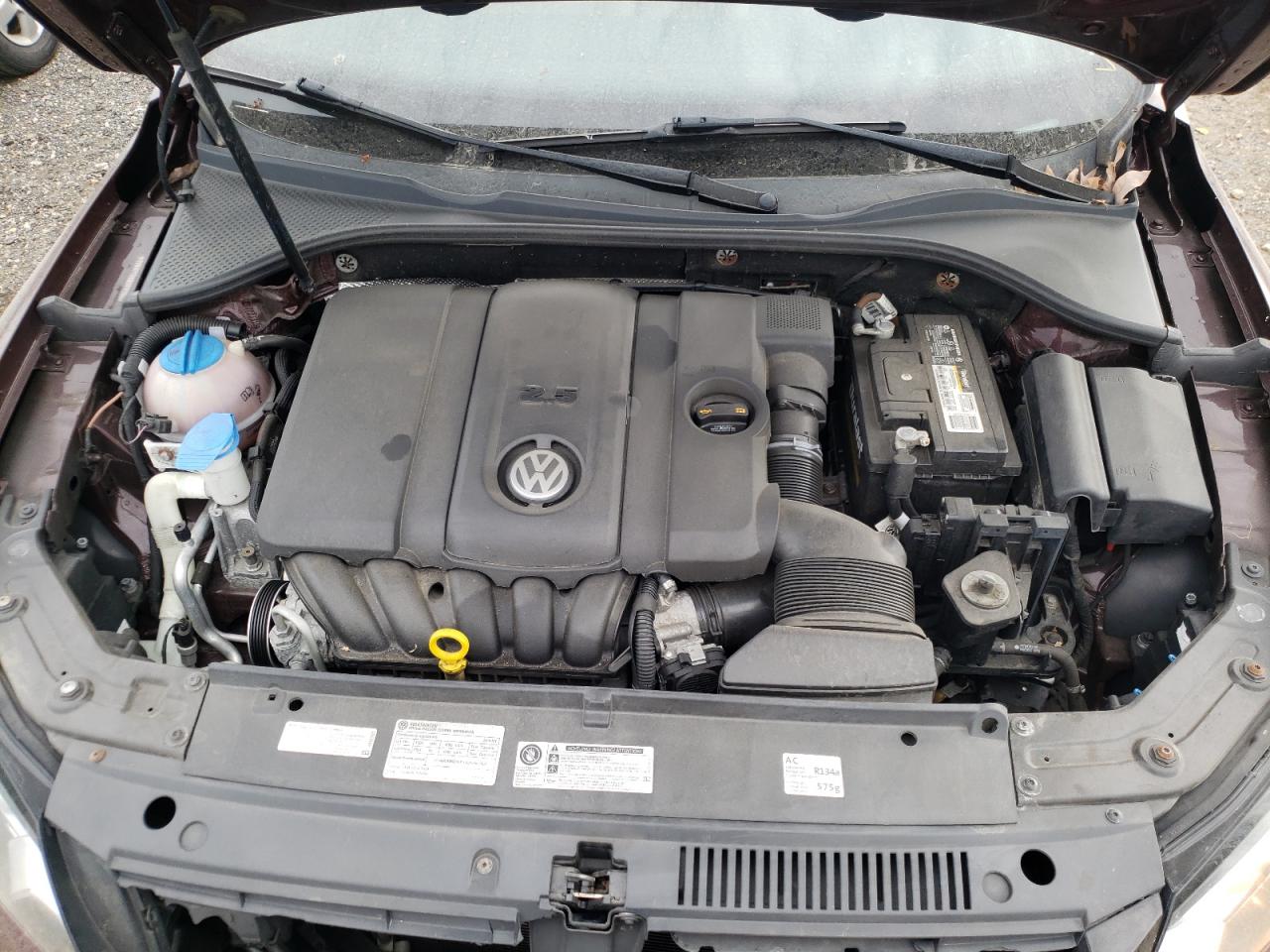 Photo 7 from auction – 2014 VOLKSWAGEN PASSAT S with VIN 1VWAP7A36EC017731