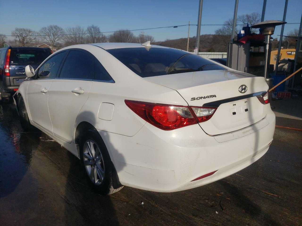 Photo 3 from auction – 2013 HYUNDAI SONATA GLS with VIN 5NPEB4AC4DH730504