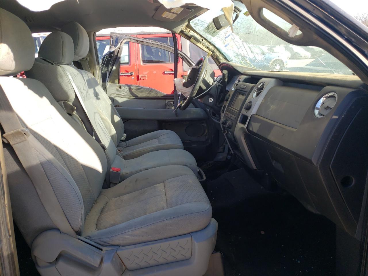 Photo 5 from auction – 2011 FORD F150 SUPER with VIN 1FTFW1ET6BFB32374