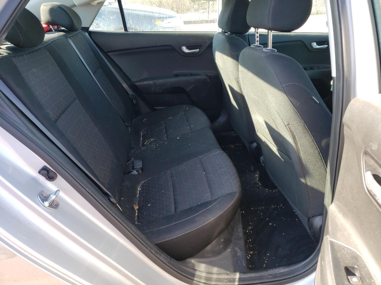Photo 6 from auction – 2019 KIA RIO S with VIN 3KPA24AB9KE166162