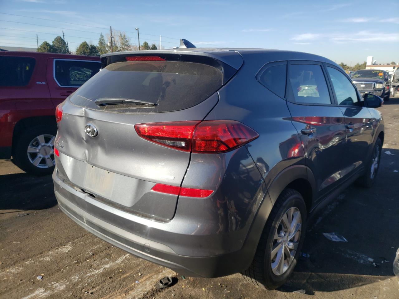 Photo 4 from auction – 2019 HYUNDAI TUCSON SE with VIN KM8J2CA45KU065595