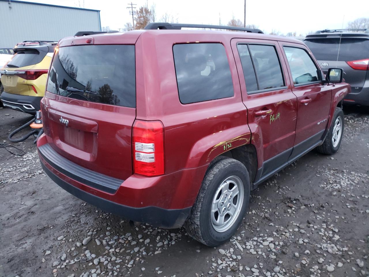 Photo 4 from auction – 2016 JEEP PATRIOT SP with VIN 1C4NJPBA2GD670086