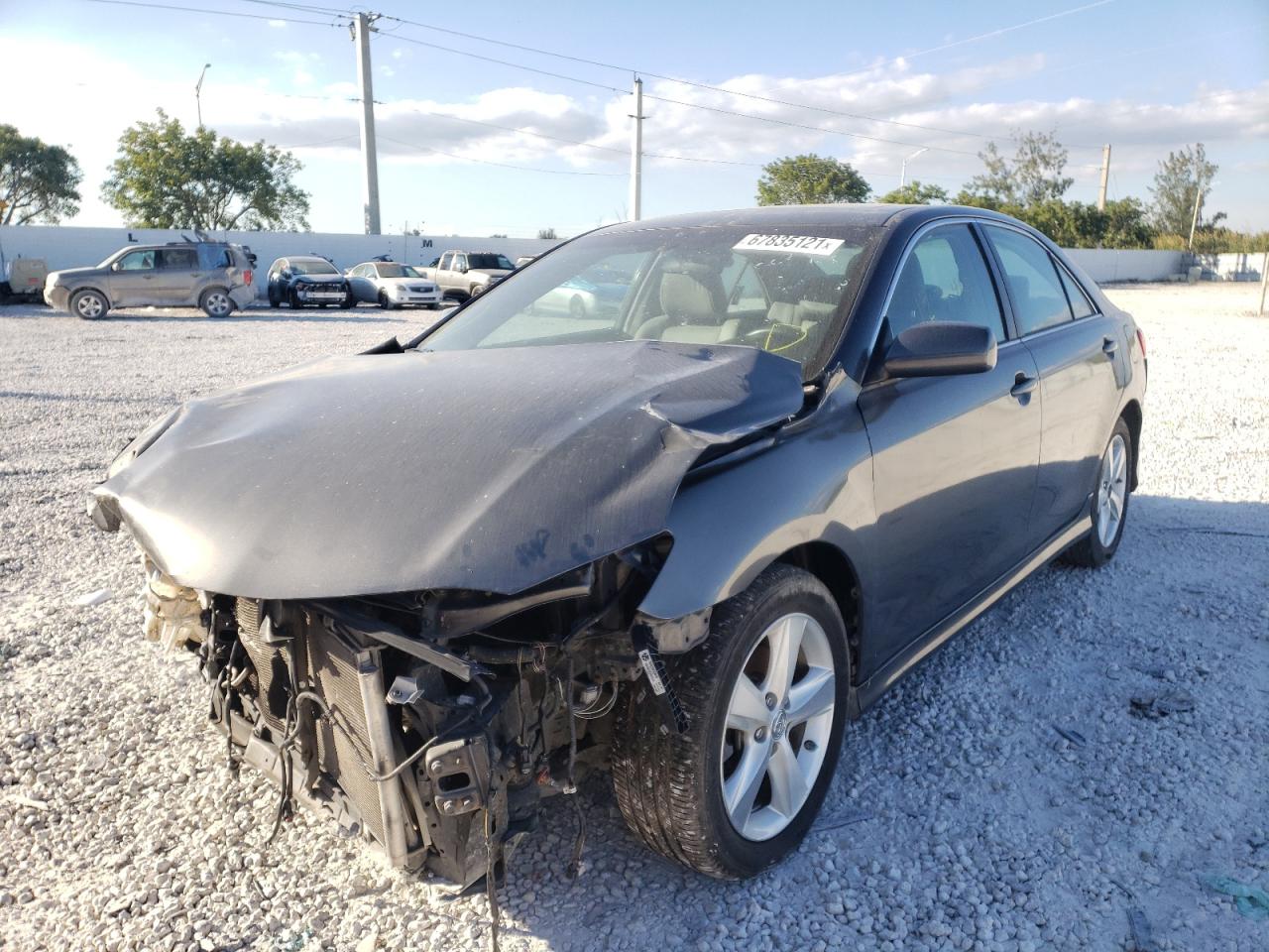 صورة رقم 2 من المزاد - 2011 TOYOTA CAMRY BASE مع VIN 4T1BF3EK8BU734167