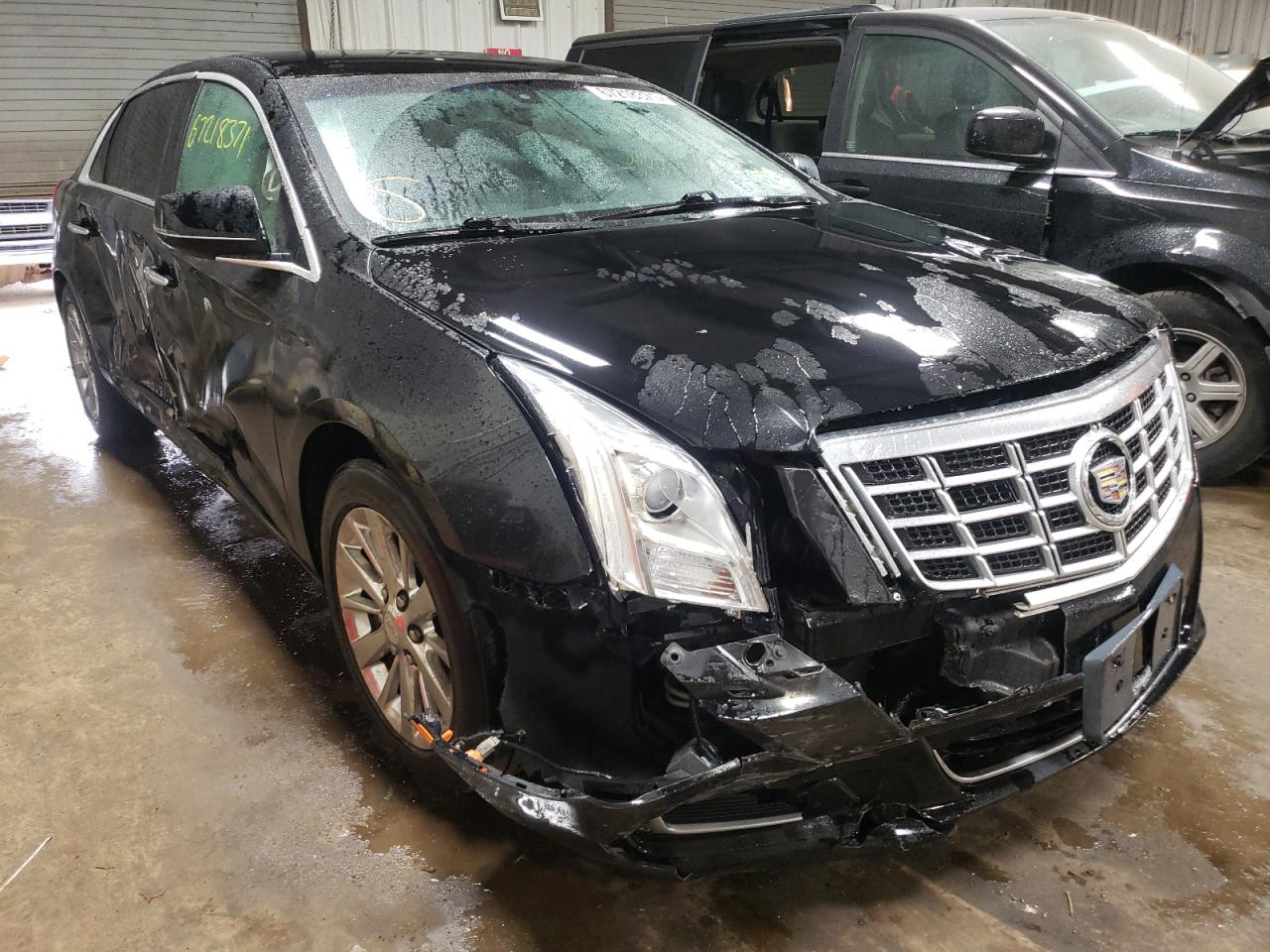 CADILLAC XTS LIMOUS 2016 with VIN 2GEXG6U35G9600053 - Photo from auction