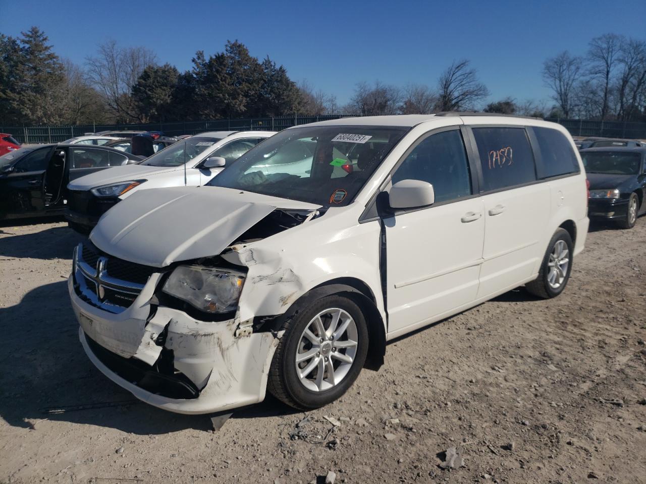 Photo 2 from auction – 2013 DODGE GRAND CARA with VIN 2C4RDGCGXDR717482