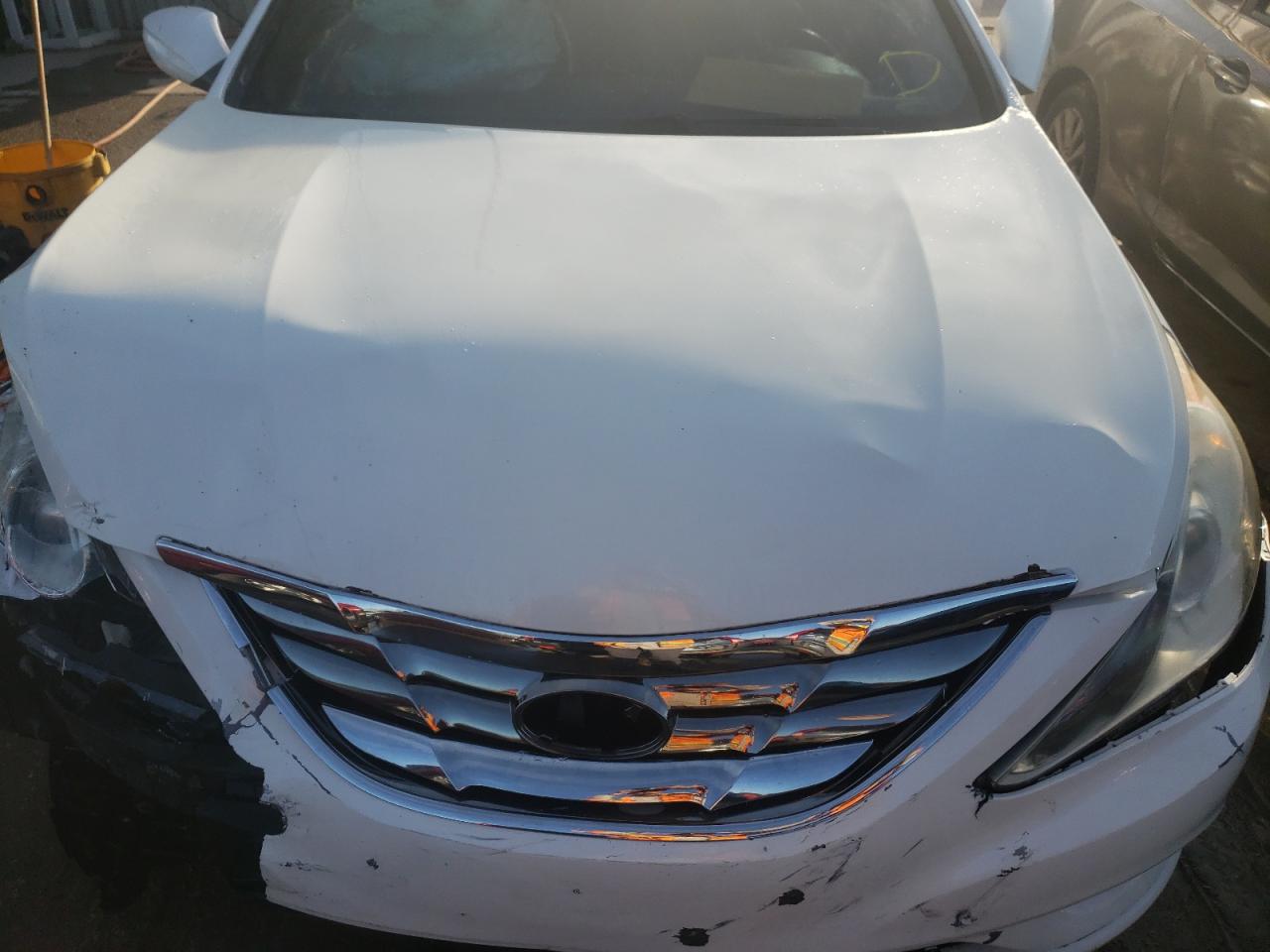 Photo 7 from auction – 2013 HYUNDAI SONATA GLS with VIN 5NPEB4AC4DH730504