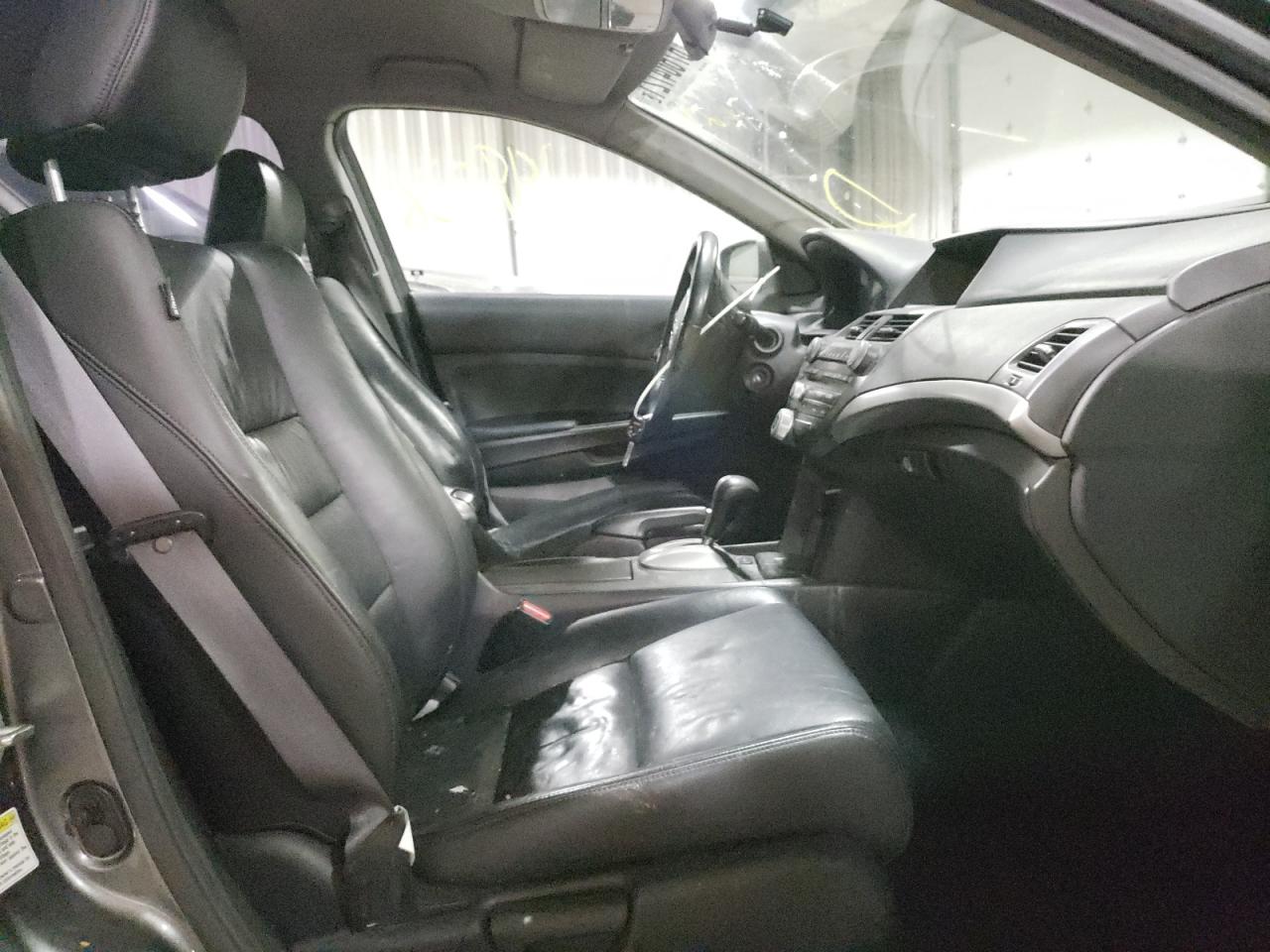 Photo 5 from auction – 2011 HONDA ACCORD SE with VIN 1HGCP2F62BA010169