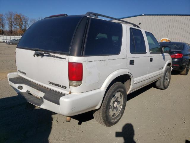 Photo 4 from auction – 2002 CHEVROLET BLAZER with VIN 1GNDT13W22K102140