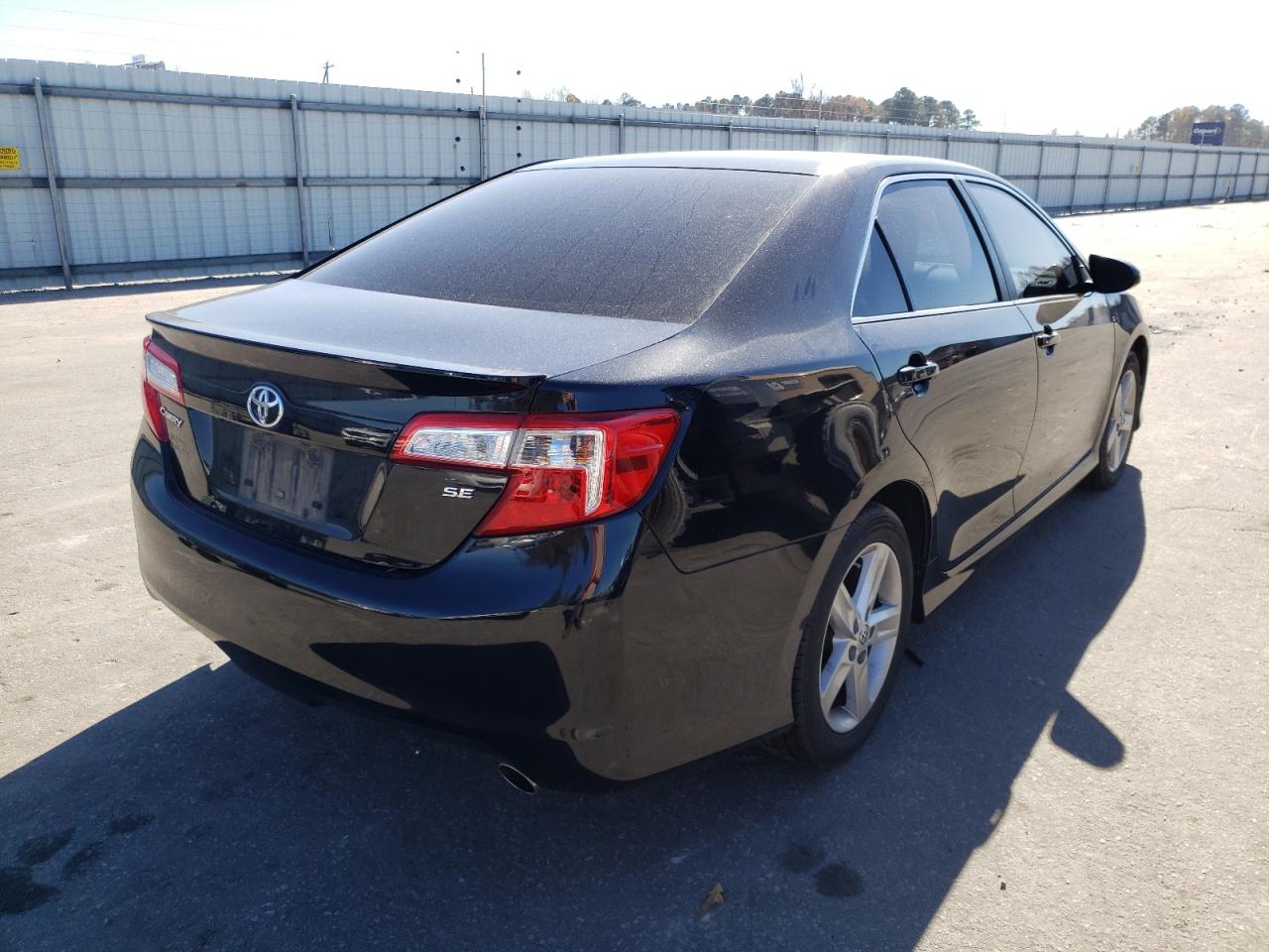 Photo 4 from auction – 2014 TOYOTA CAMRY L with VIN 4T1BF1FK6EU385646