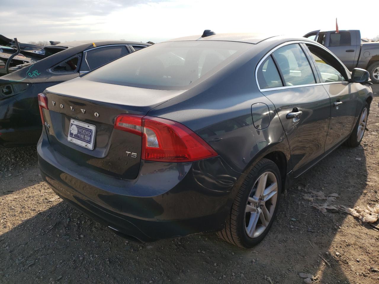 Photo 4 from auction – 2014 VOLVO S60 T5 with VIN YV1612FS9E2293494