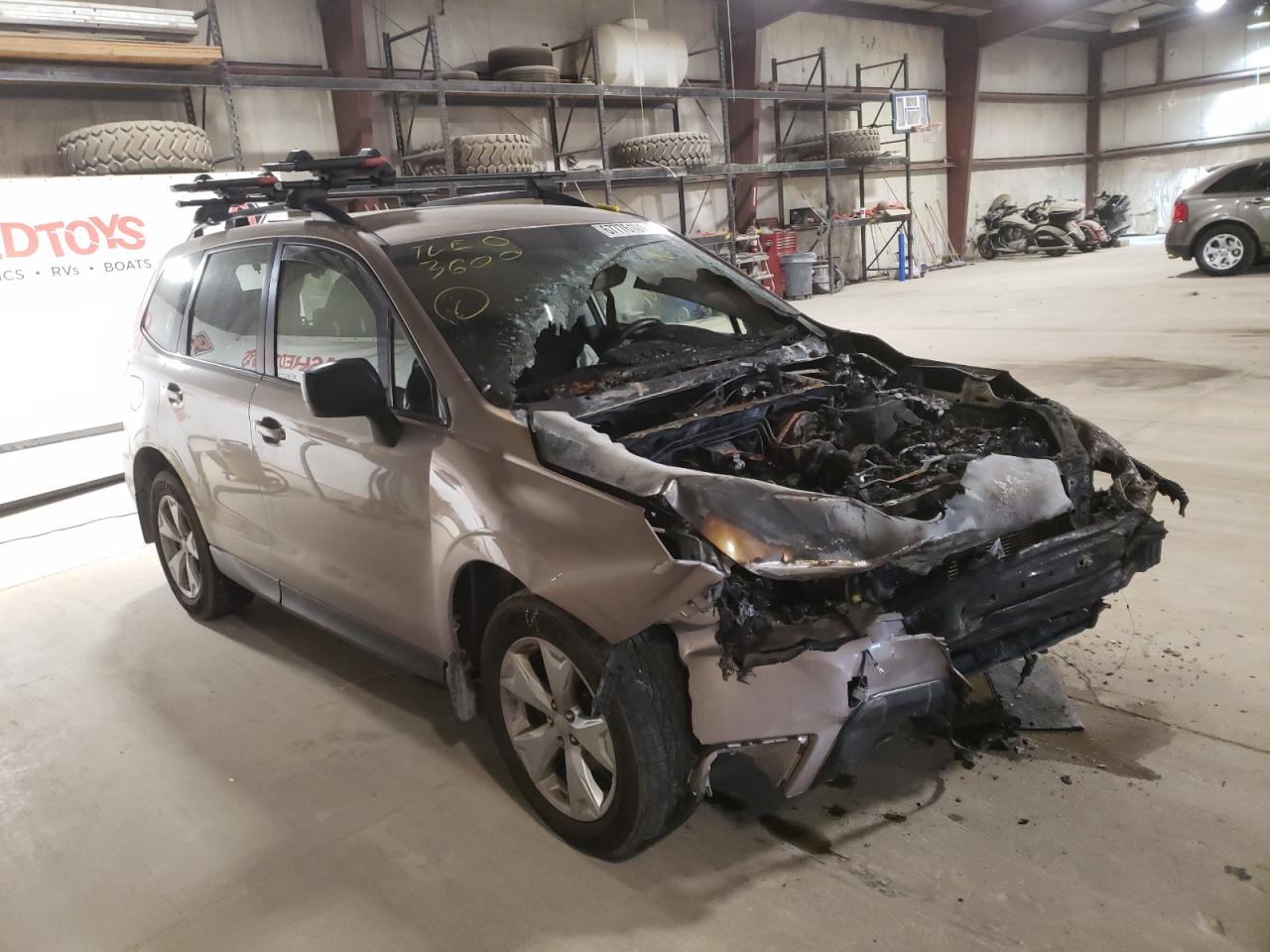 SUBARU FORESTER 2 2015 z numerem VIN JF2SJABC5FH526512 - Zdjęcie z aukcji