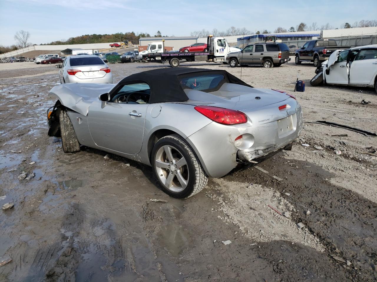 Photo 3 from auction – 2007 PONTIAC SOLSTICE with VIN 1G2MB35B67Y115273