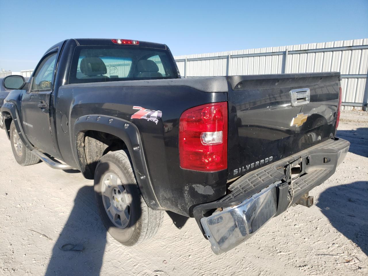 Photo 3 from auction – 2009 CHEVROLET SILVERADO with VIN 1GCEK14CX9Z135800