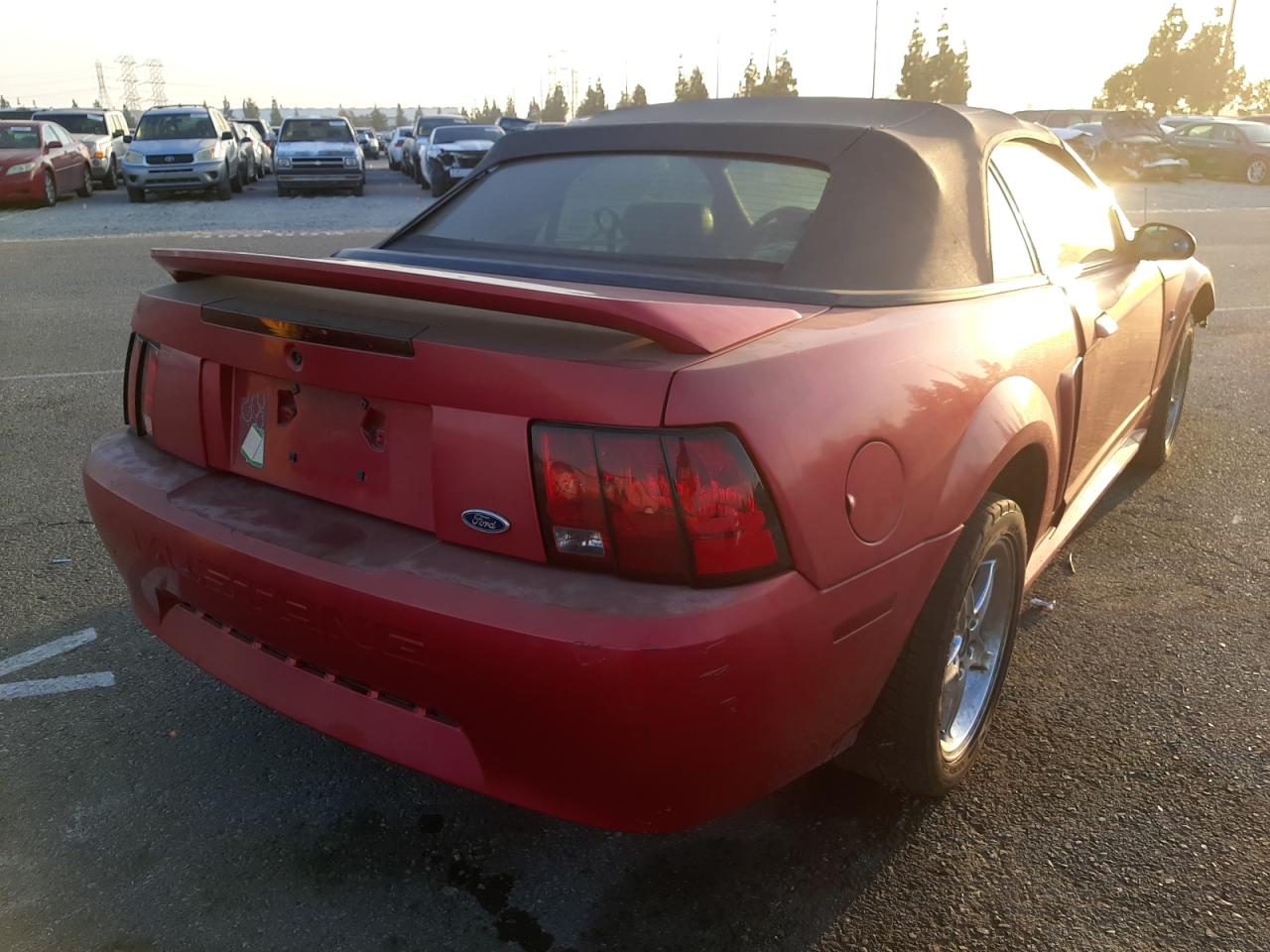 Photo 4 from auction – 2000 FORD MUSTANG with VIN 1FAFP444XYF216222