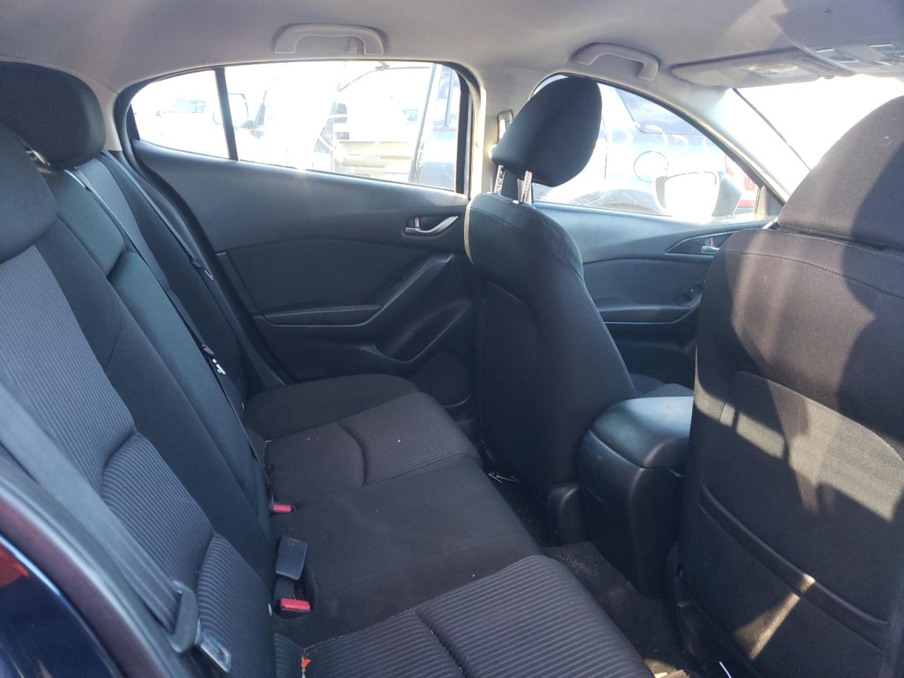 Photo 6 from auction – 2014 MAZDA 3 TOURING with VIN 3MZBM1L71EM123822