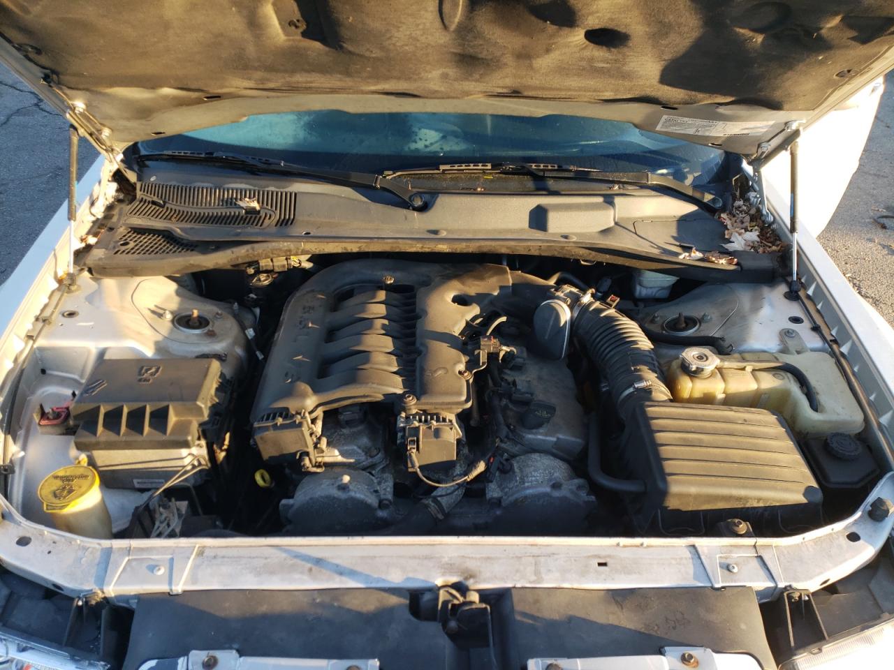Photo 7 from auction – 2005 CHRYSLER 300 with VIN 2C3JA53G45H148974