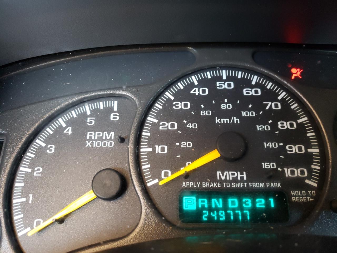 Photo 8 from auction – 2001 GMC NEW SIERRA with VIN 2GTEK19T811278296