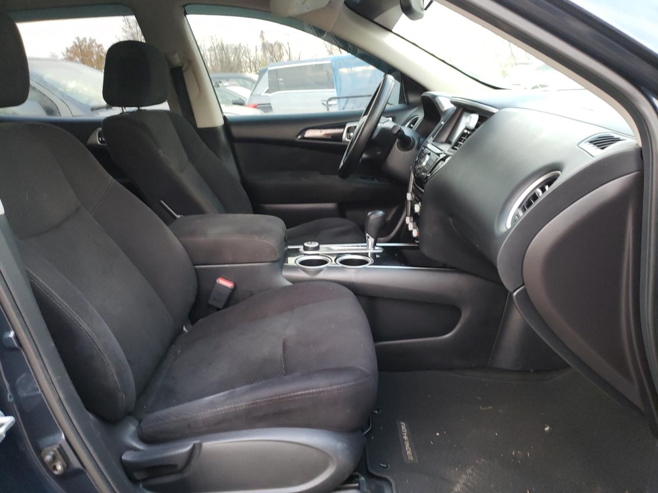 Photo 5 from auction – 2015 NISSAN PATHFINDER with VIN 5N1AR2MM0FC645544