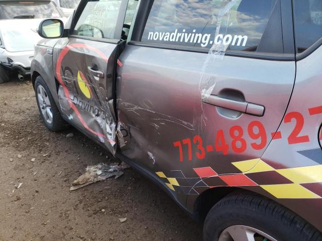 Photo 9 from auction – 2015 KIA SOUL with VIN KNDJN2A26F7221300