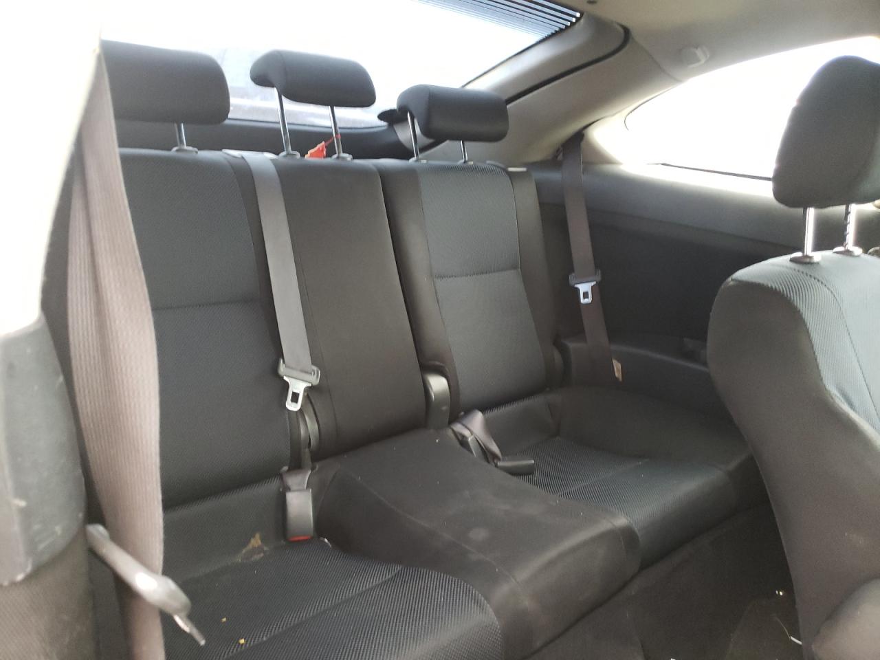 Photo 6 from auction – 2005 TOYOTA SCION TC with VIN JTKDE177750041513
