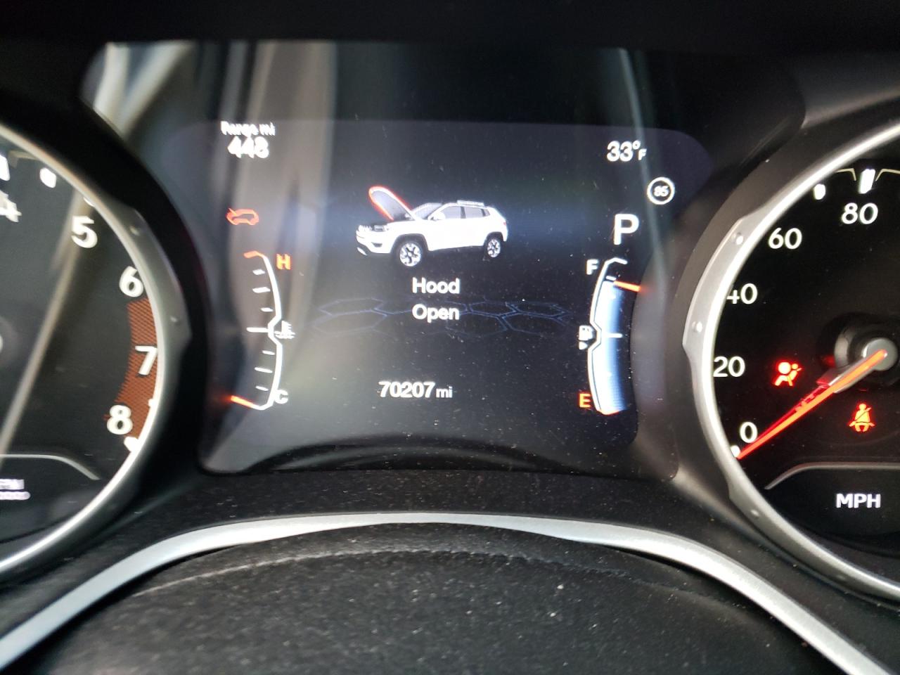 Photo 8 from auction – 2017 JEEP COMPASS LA with VIN 3C4NJDBB2HT693371