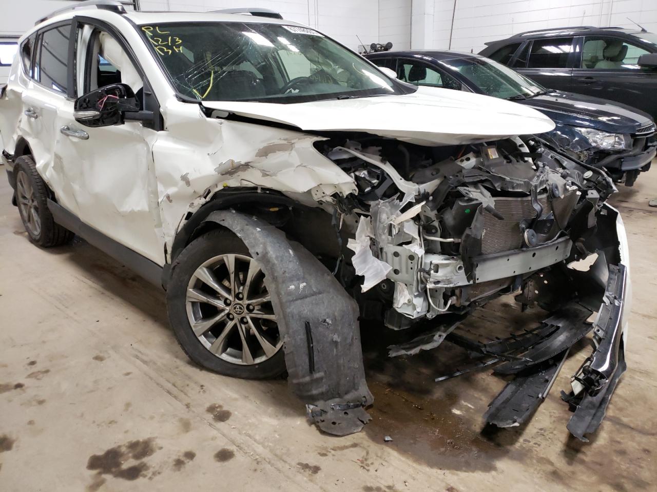 Photo 9 from auction – 2018 TOYOTA RAV4 LIMIT with VIN JTMDFREV1JJ178617