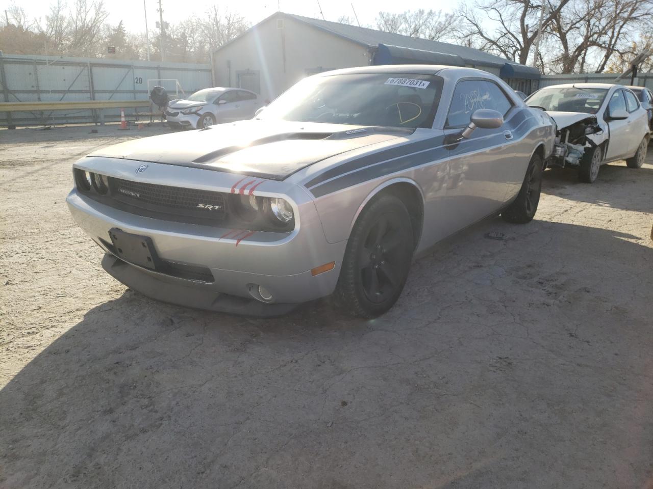 Photo 2 from auction – 2010 DODGE CHALLENGER with VIN 2B3CJ4DV4AH179617