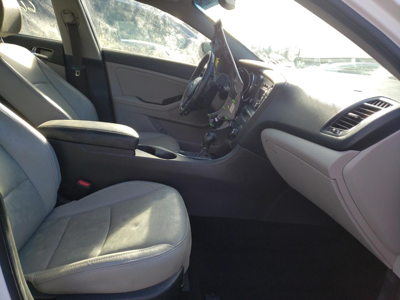 Photo 5 from auction – 2013 KIA OPTIMA EX with VIN 5XXGN4A78DG120166