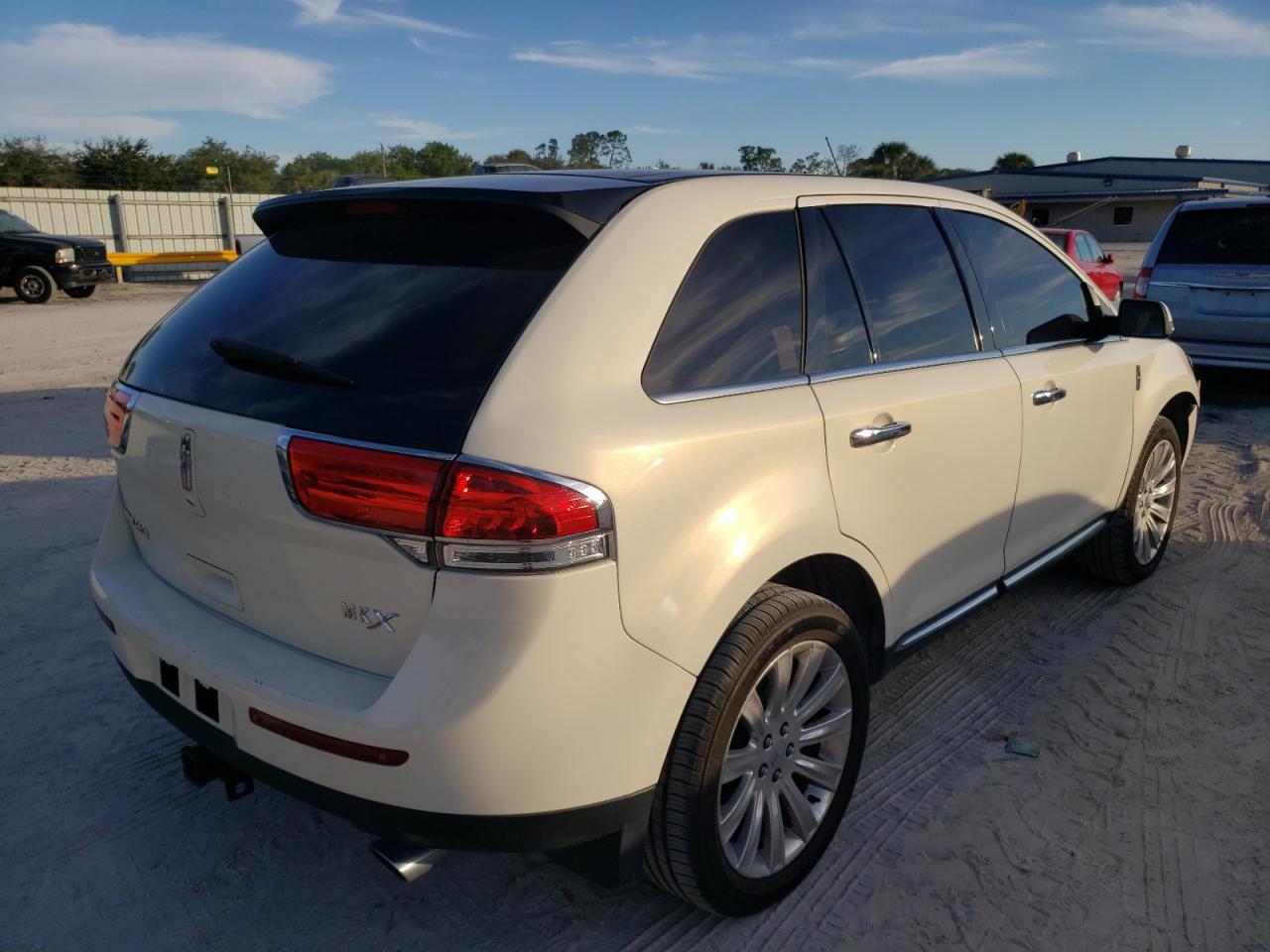 Photo 4 from auction – 2013 LINCOLN MKX with VIN 2LMDJ6JK3DBL37672