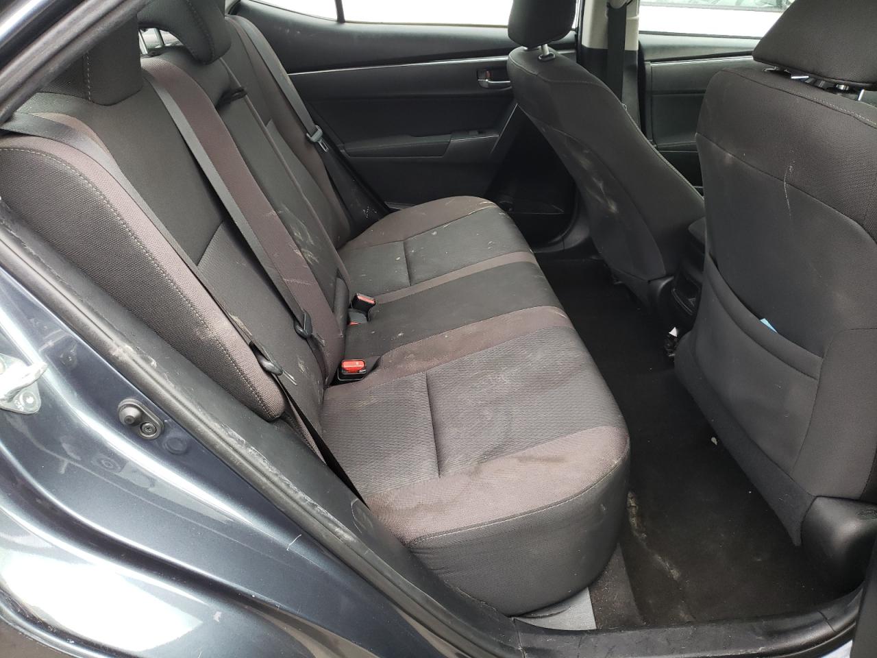 Photo 6 from auction – 2018 TOYOTA COROLLA L with VIN 2T1BURHE3JC076644