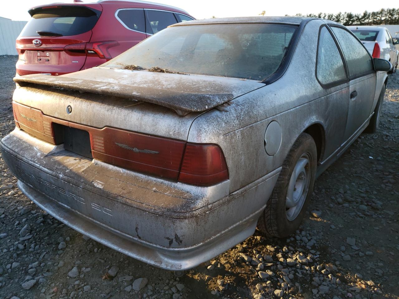 Photo 4 from auction – 1990 FORD THUNDERBIR with VIN 1FAPP64R9LH189913