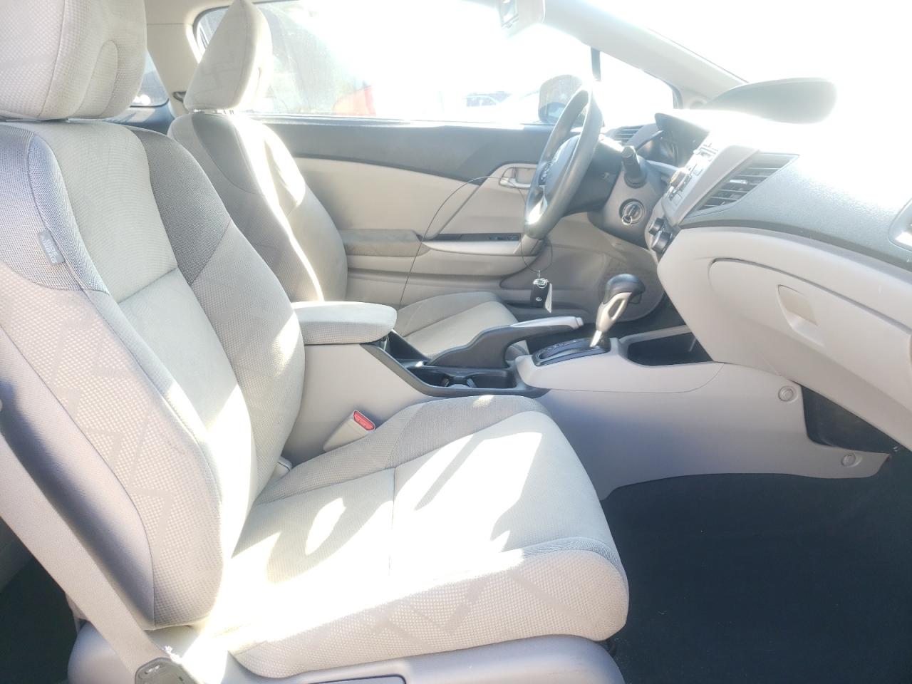 Photo 5 from auction – 2012 HONDA CIVIC LX with VIN 2HGFG3B53CH523272