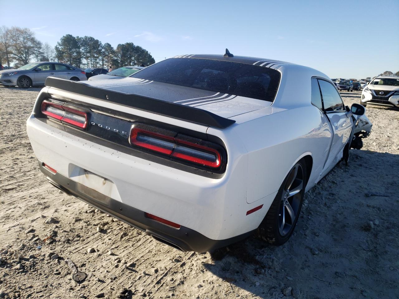 Photo 4 from auction – 2015 DODGE CHALLENGER with VIN 2C3CDZAT7FH804626