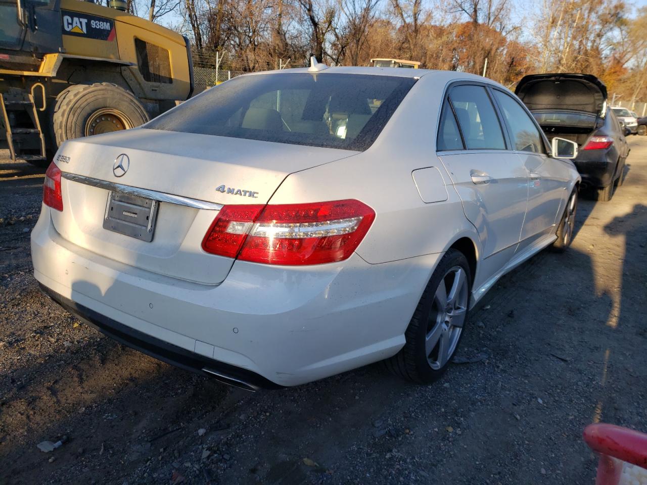 Photo 4 from auction – 2012 MERCEDES-BENZ E 350 4MAT with VIN WDDHF8JB8CA545755